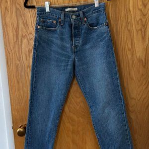 Levi Wedgie Icon Fit High Waisted Ankle Jean - Size 25